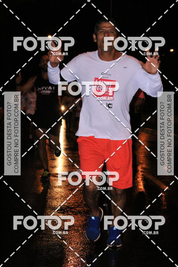 Buy your photos of the eventLuminous Run on Fotop