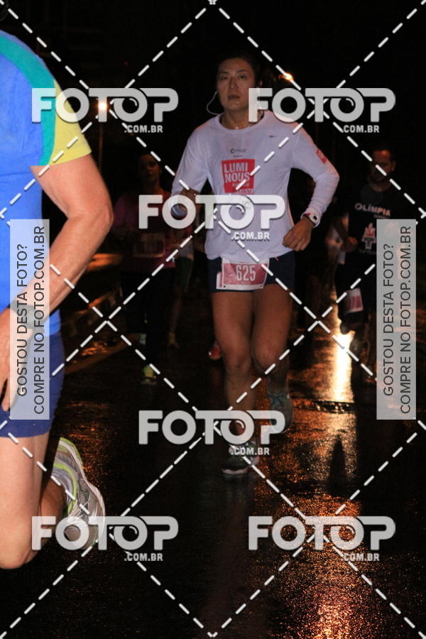 Buy your photos of the eventLuminous Run on Fotop