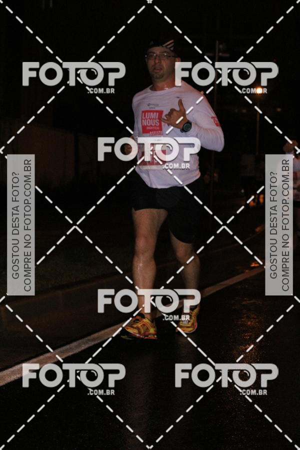 Buy your photos of the eventLuminous Run on Fotop