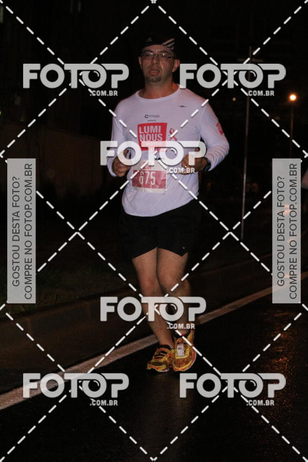 Buy your photos of the eventLuminous Run on Fotop