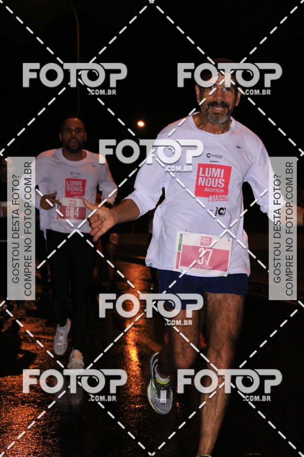 Buy your photos of the eventLuminous Run on Fotop