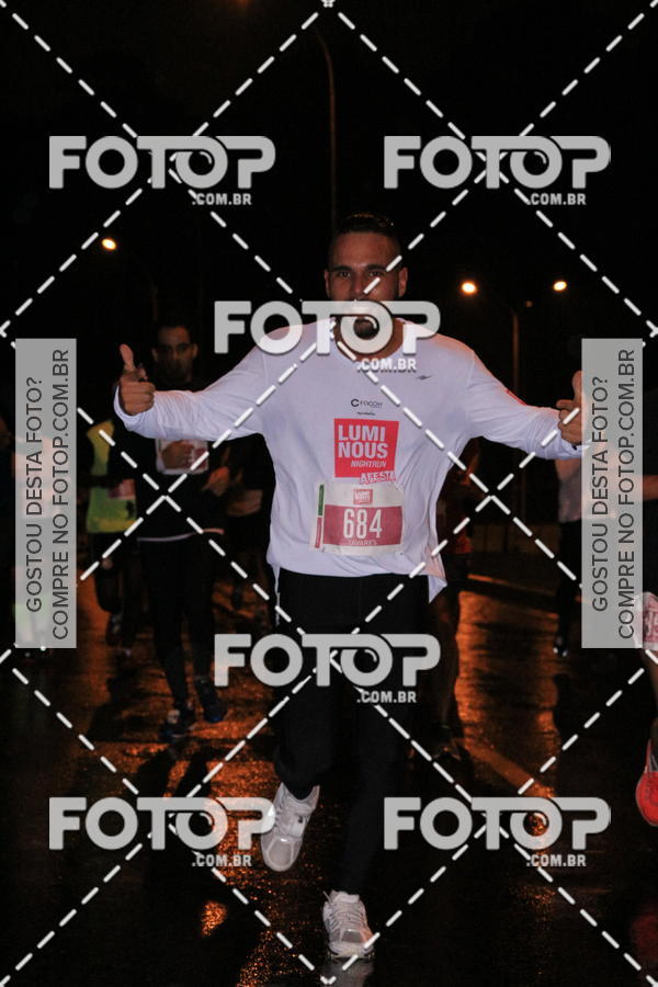 Buy your photos of the eventLuminous Run on Fotop