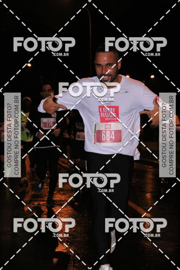 Buy your photos of the eventLuminous Run on Fotop