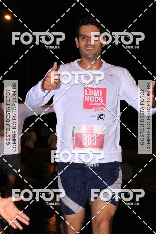 Buy your photos of the eventLuminous Run on Fotop