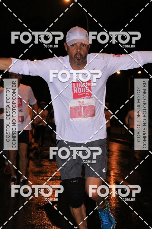 Buy your photos of the eventLuminous Run on Fotop