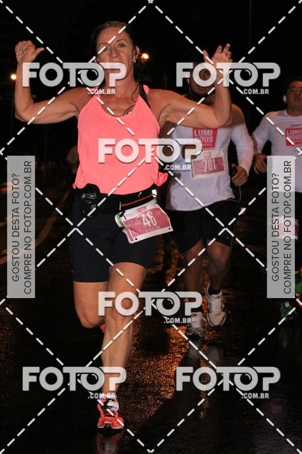 Buy your photos of the eventLuminous Run on Fotop