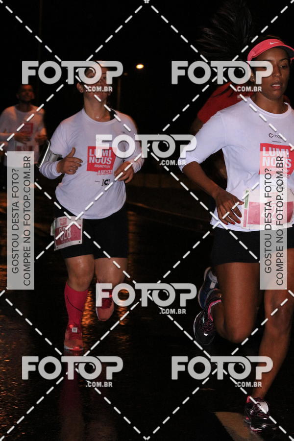 Buy your photos of the eventLuminous Run on Fotop
