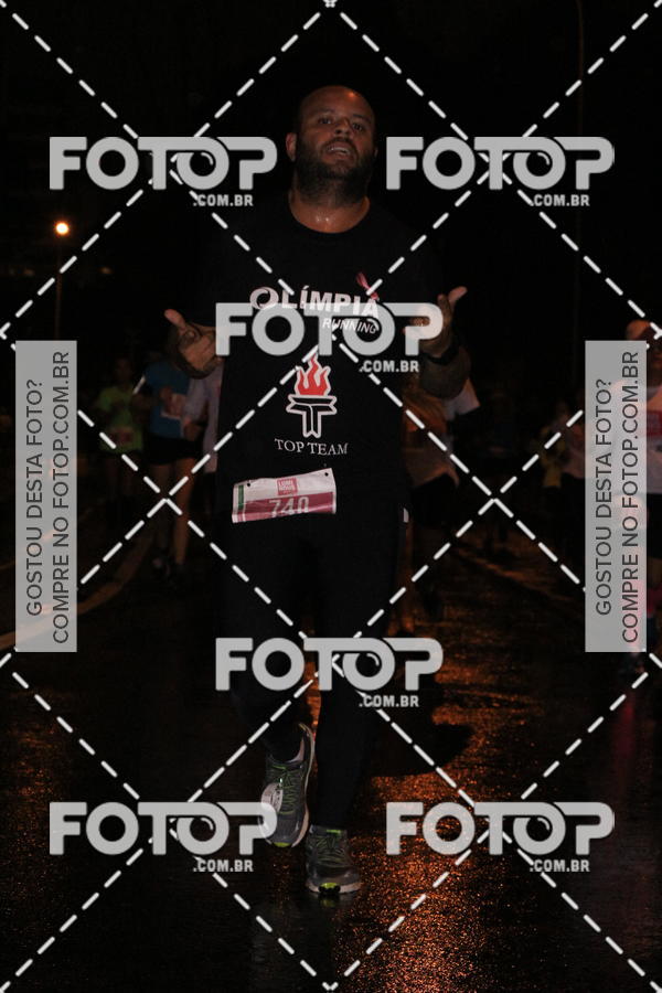 Buy your photos of the eventLuminous Run on Fotop