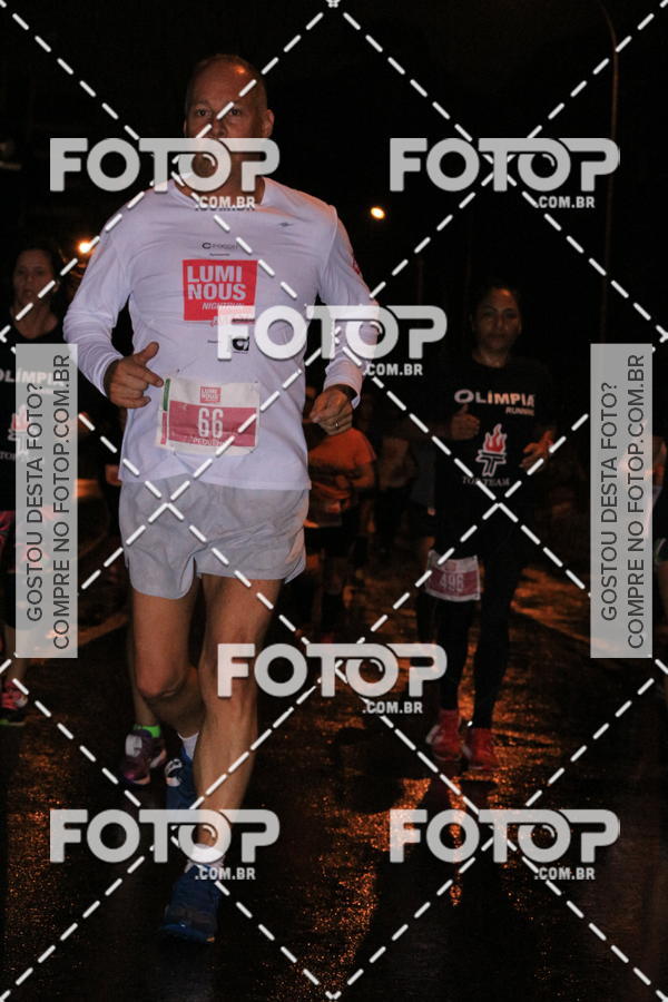 Buy your photos of the eventLuminous Run on Fotop