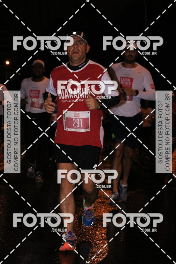 Buy your photos of the eventLuminous Run on Fotop