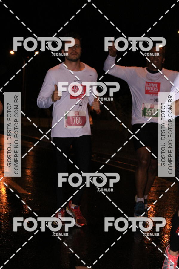 Buy your photos of the eventLuminous Run on Fotop