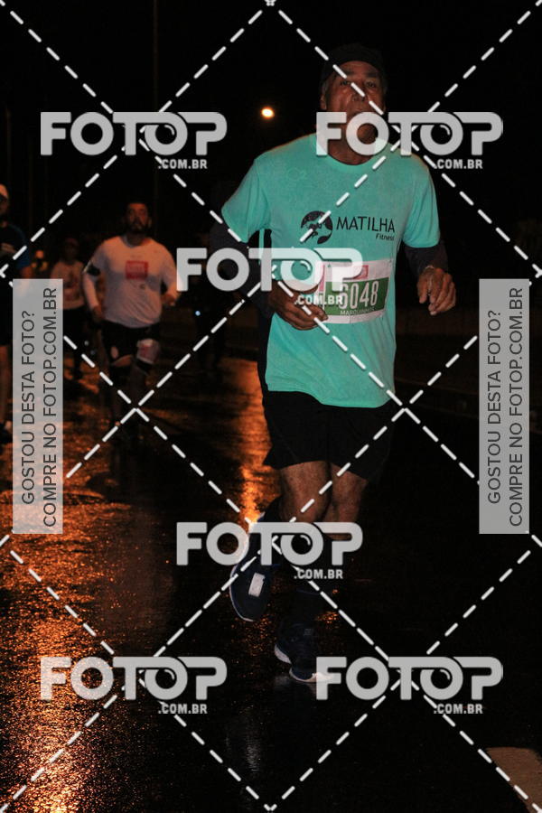 Buy your photos of the eventLuminous Run on Fotop