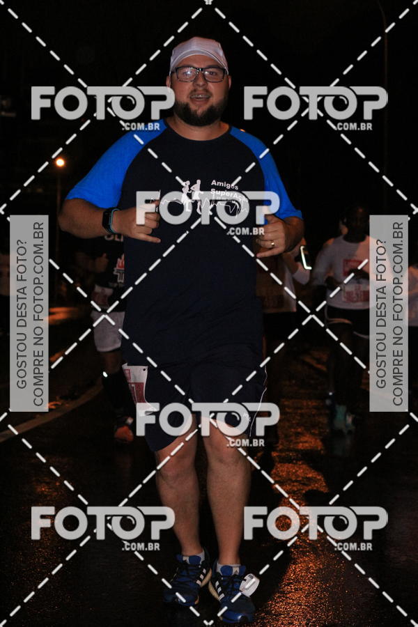 Buy your photos of the eventLuminous Run on Fotop