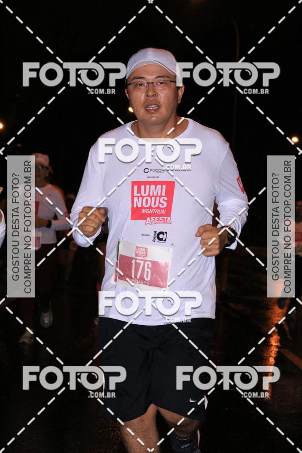 Buy your photos of the eventLuminous Run on Fotop