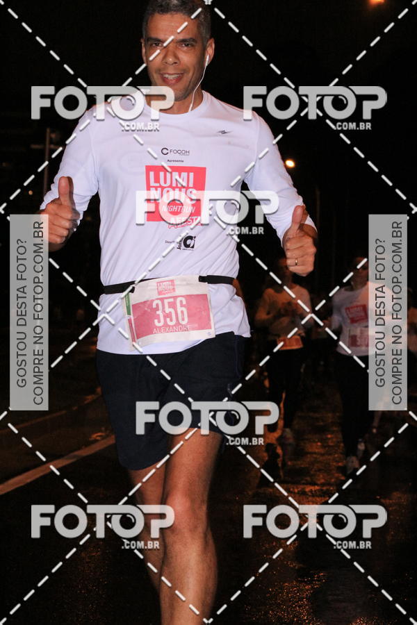 Buy your photos of the eventLuminous Run on Fotop
