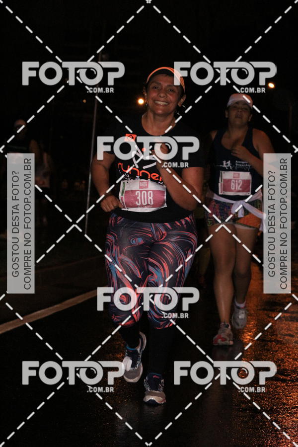 Buy your photos of the eventLuminous Run on Fotop