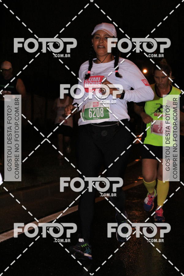 Buy your photos of the eventLuminous Run on Fotop