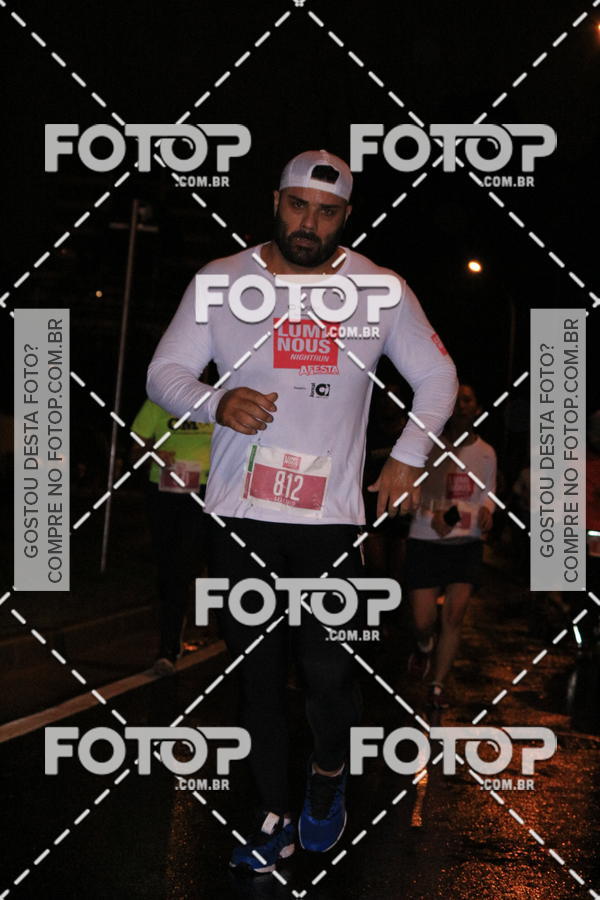 Buy your photos of the eventLuminous Run on Fotop