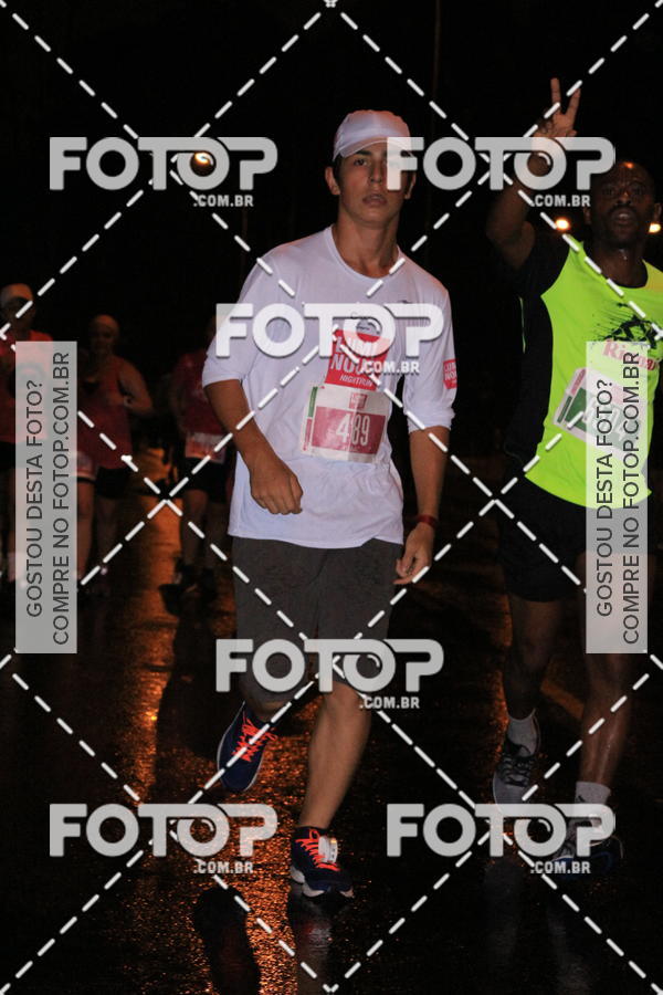 Buy your photos of the eventLuminous Run on Fotop