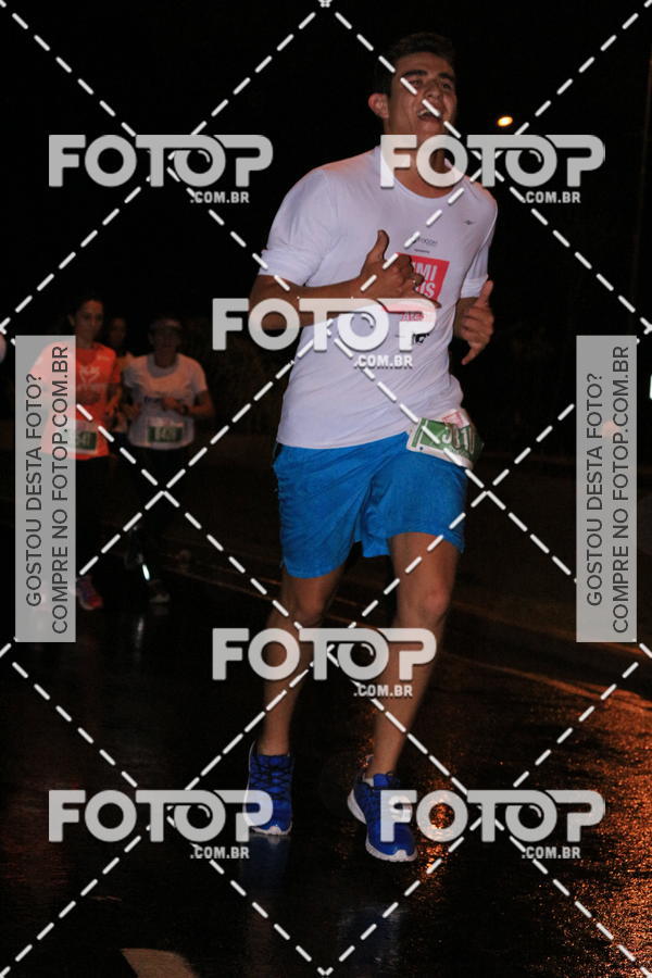 Buy your photos of the eventLuminous Run on Fotop