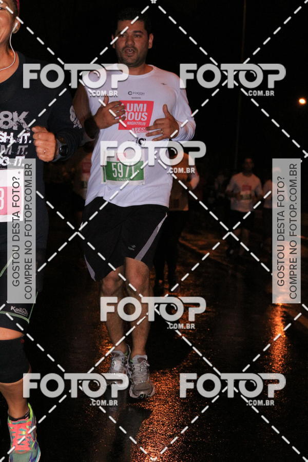 Buy your photos of the eventLuminous Run on Fotop