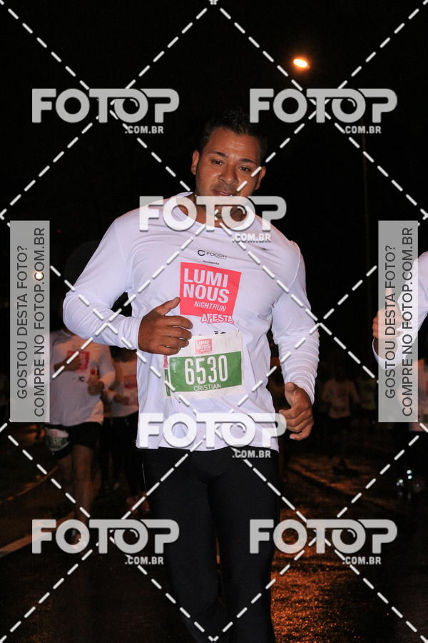 Buy your photos of the eventLuminous Run on Fotop
