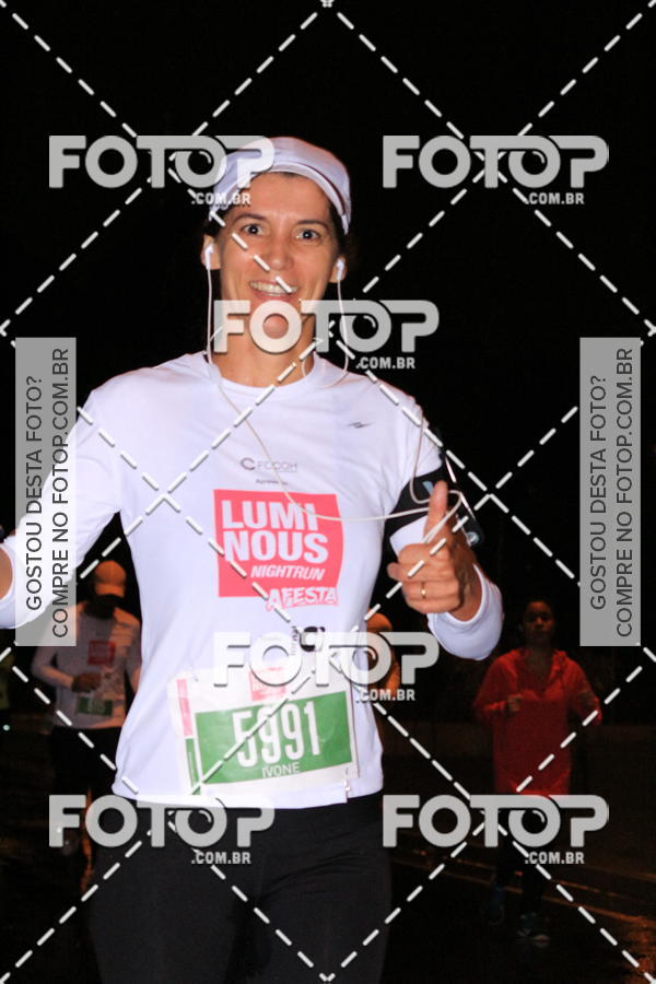 Buy your photos of the eventLuminous Run on Fotop