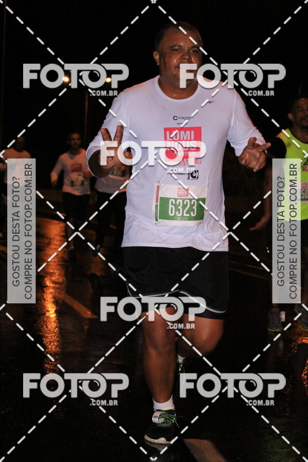 Buy your photos of the eventLuminous Run on Fotop