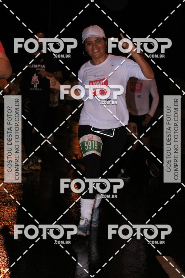 Buy your photos of the eventLuminous Run on Fotop