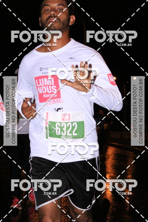 Buy your photos of the eventLuminous Run on Fotop
