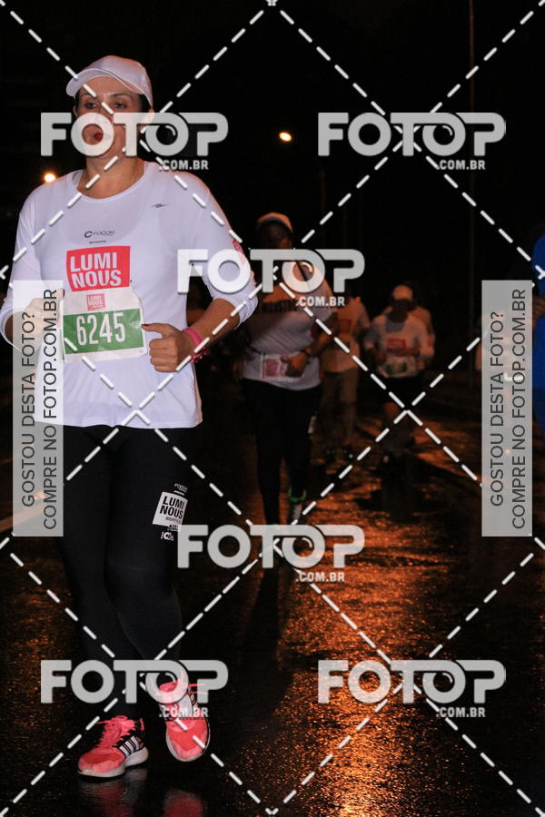 Buy your photos of the eventLuminous Run on Fotop