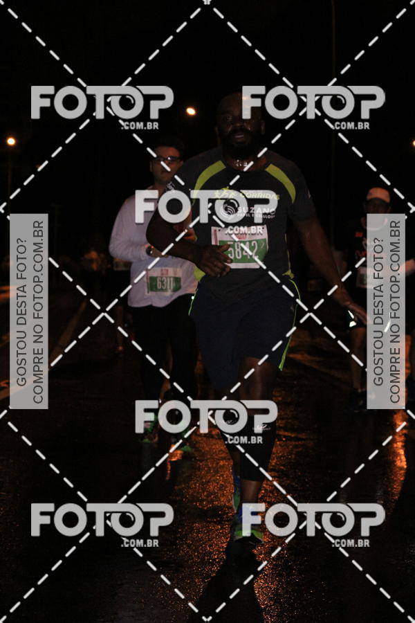 Buy your photos of the eventLuminous Run on Fotop