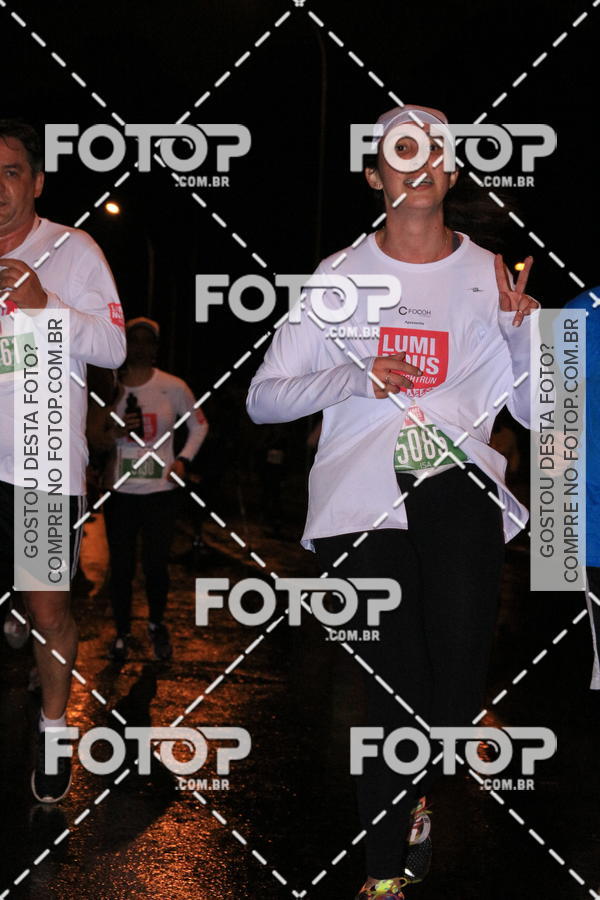 Buy your photos of the eventLuminous Run on Fotop