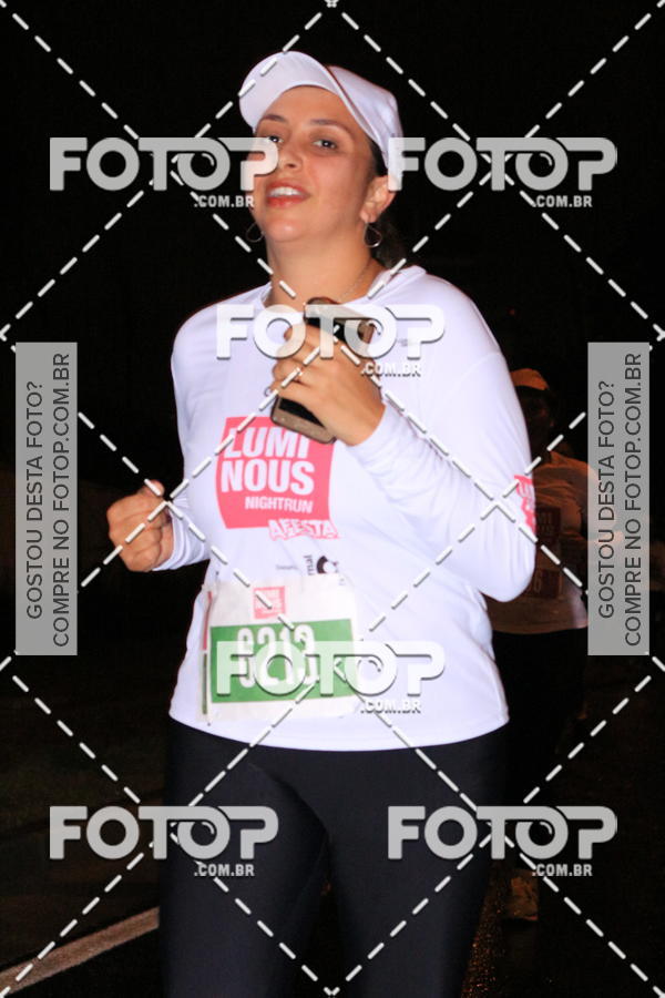 Buy your photos of the eventLuminous Run on Fotop
