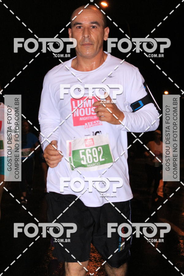 Buy your photos of the eventLuminous Run on Fotop