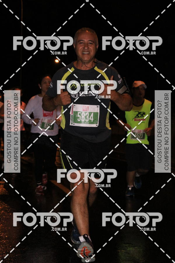 Buy your photos of the eventLuminous Run on Fotop