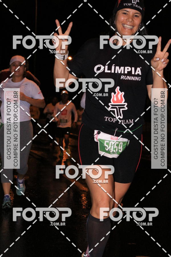 Buy your photos of the eventLuminous Run on Fotop