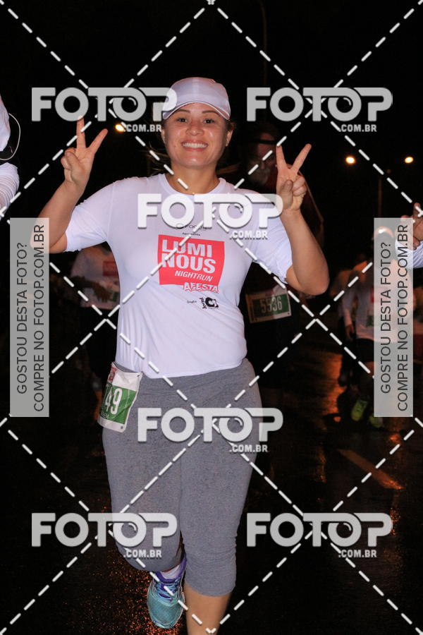 Buy your photos of the eventLuminous Run on Fotop