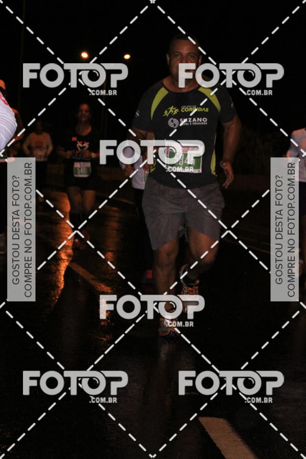 Buy your photos of the eventLuminous Run on Fotop