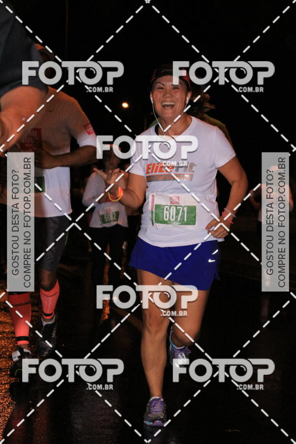 Buy your photos of the eventLuminous Run on Fotop