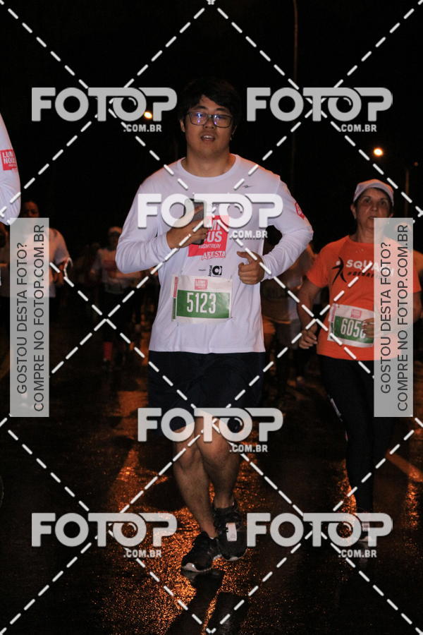 Buy your photos of the eventLuminous Run on Fotop