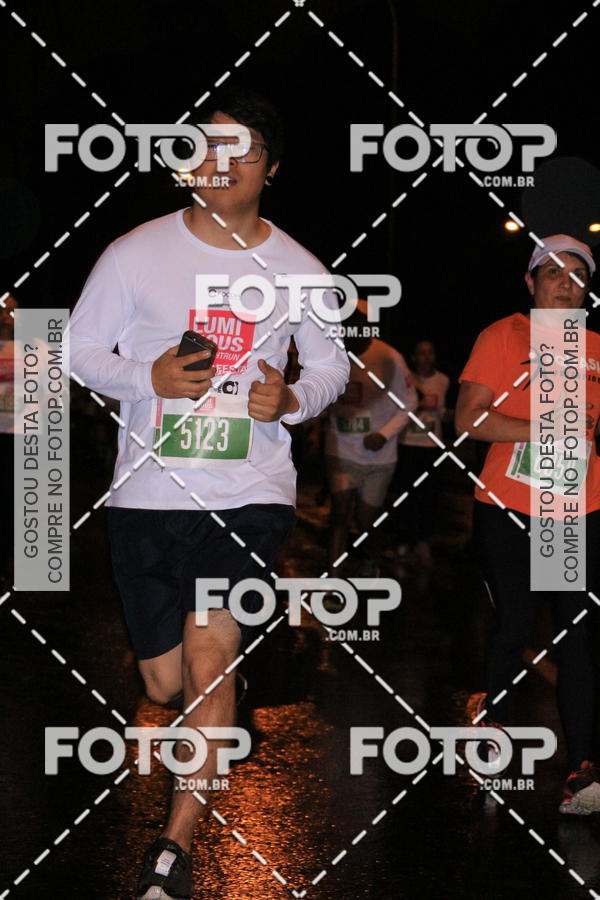 Buy your photos of the eventLuminous Run on Fotop