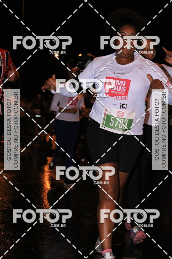 Buy your photos of the eventLuminous Run on Fotop