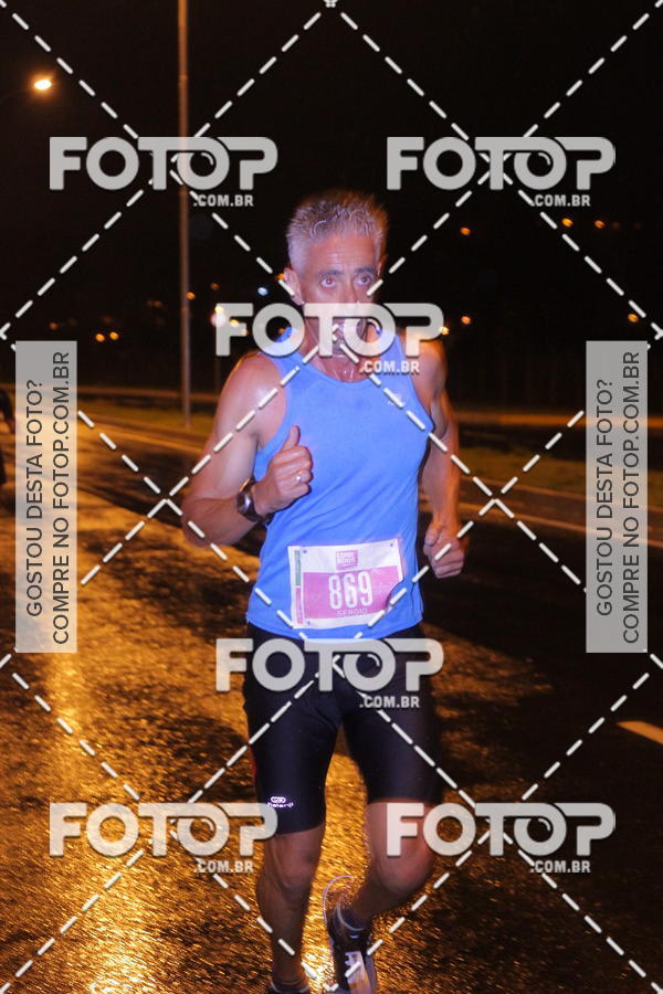 Buy your photos of the eventLuminous Run on Fotop