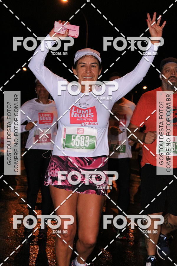 Buy your photos of the eventLuminous Run on Fotop