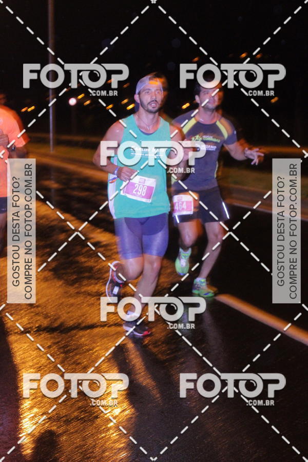 Buy your photos of the eventLuminous Run on Fotop