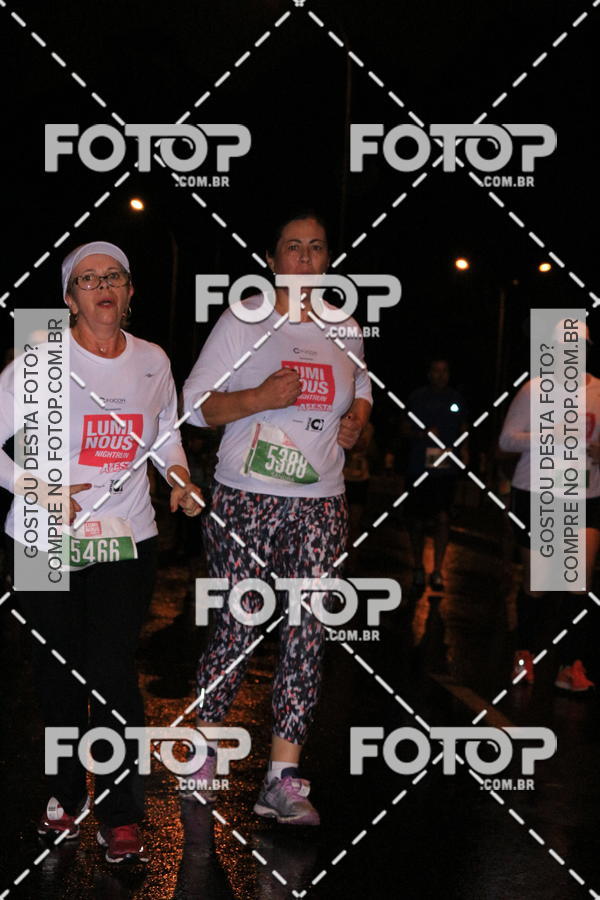 Buy your photos of the eventLuminous Run on Fotop