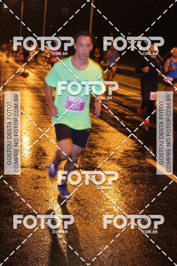 Buy your photos of the eventLuminous Run on Fotop