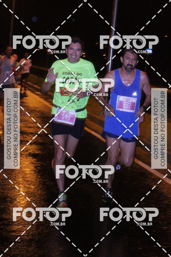 Buy your photos of the eventLuminous Run on Fotop