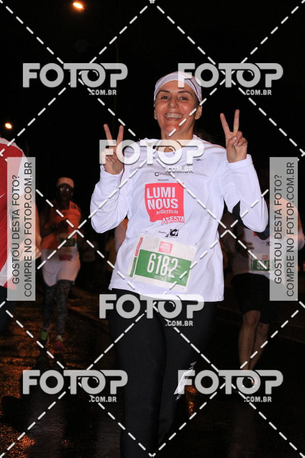 Buy your photos of the eventLuminous Run on Fotop